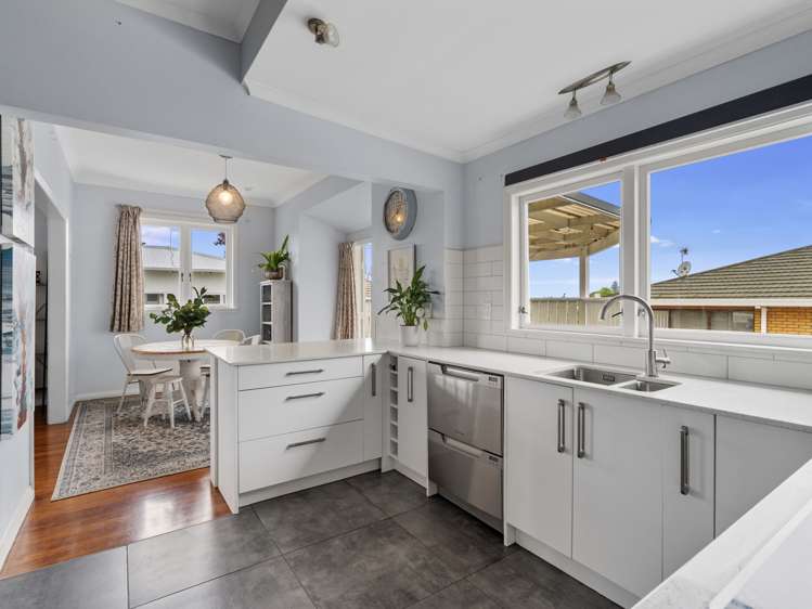 142 Edgecumbe Road Tauranga South_8