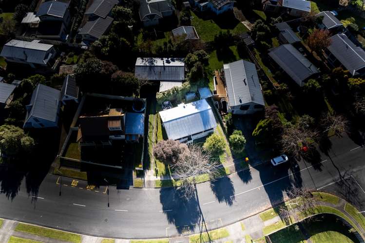 39 Splitt Avenue Glenview_15