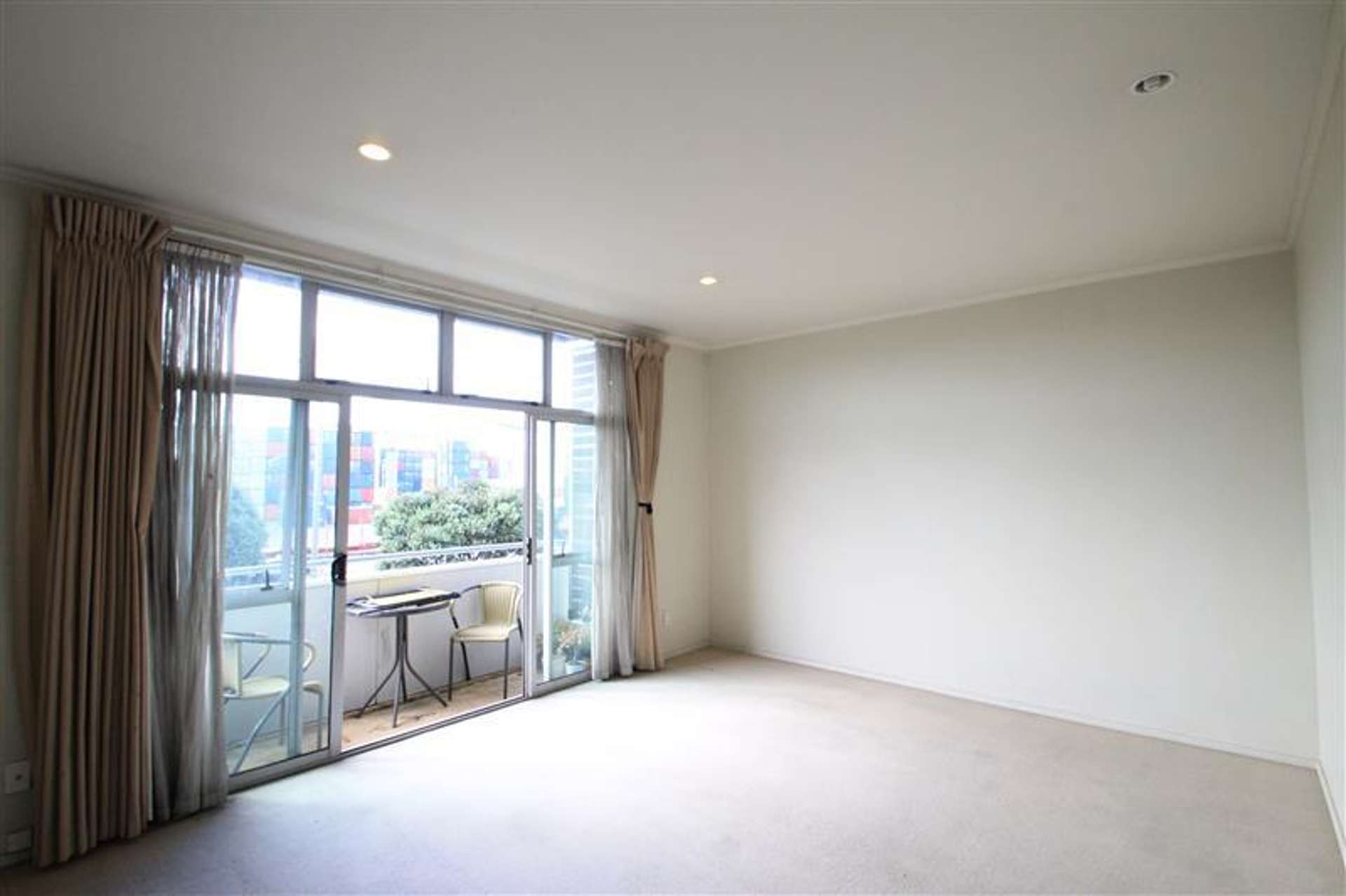 13/8 Quay Street Auckland Central_0