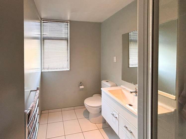 19/10-14 Brougham Street Addington_9