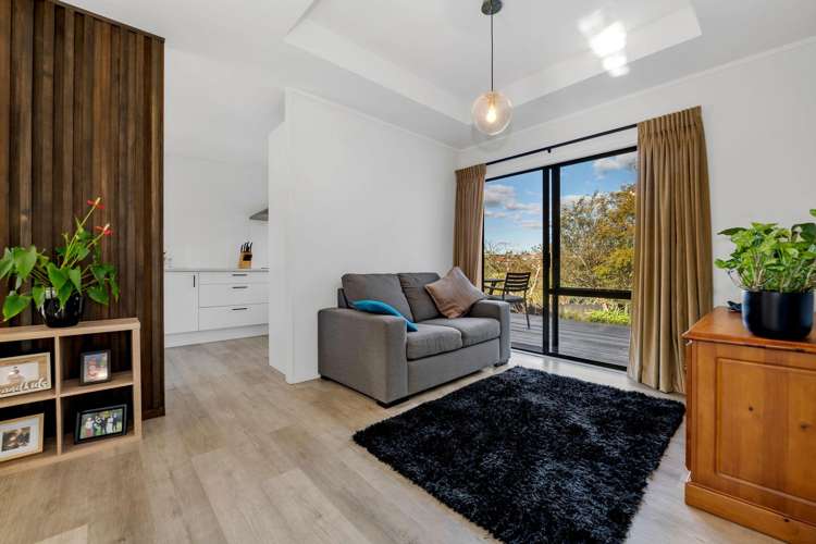 17 Robina Court Pakuranga Heights_10