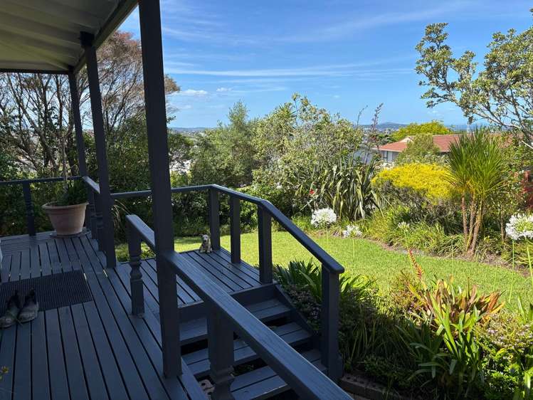 19 Raelene Place Massey_5