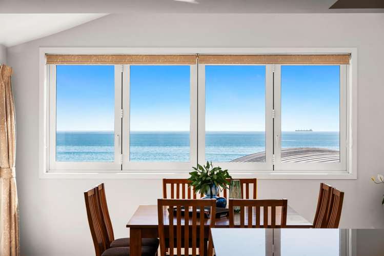 2/203 Marine Parade Mt Maunganui_4