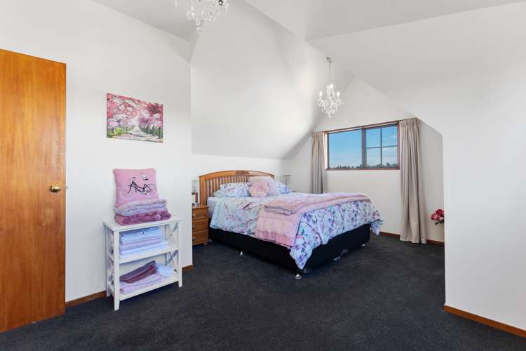 44 Seadown Crescent Amberley_11