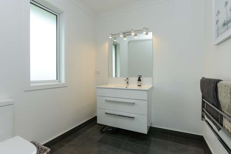 23 Whakatomo Place Havelock North_13