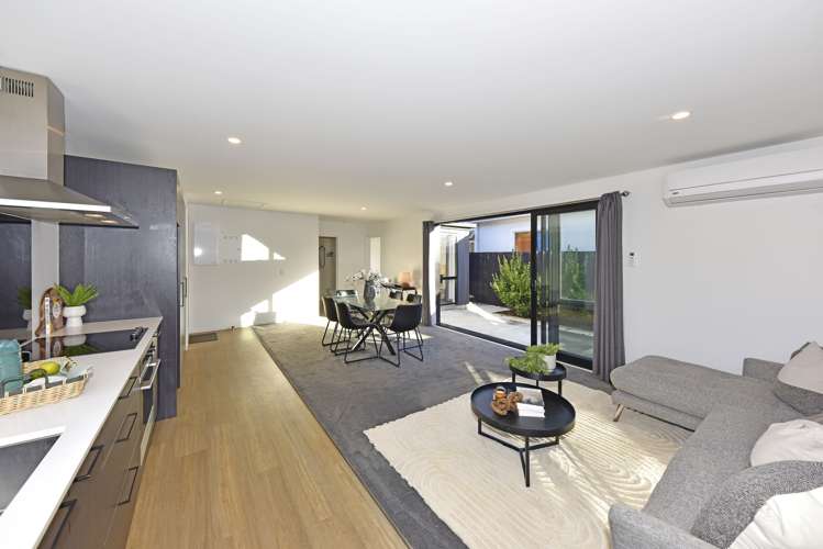 2/502 Armagh Street Linwood_6