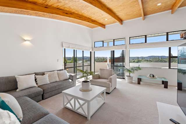 42a Amorino Drive Red Beach_2