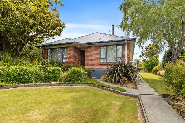 Solid 1950s home with sleepout