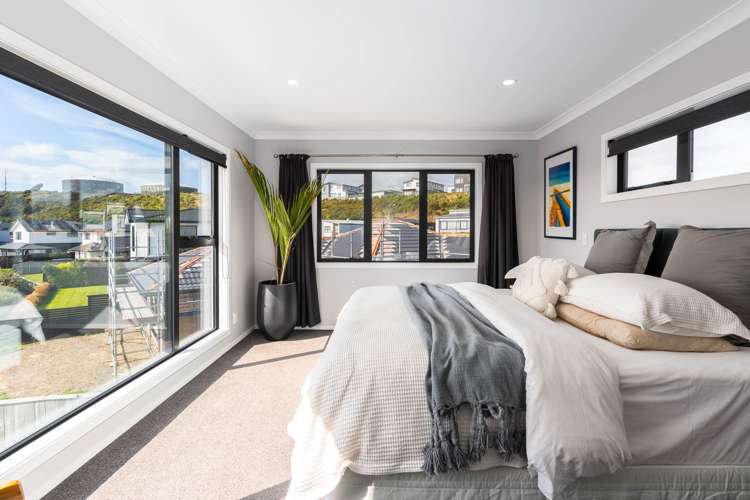 28 Queen Charlotte Drive Aotea_12