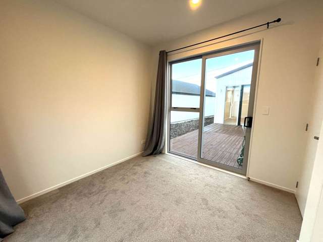 11 Puwha Street Massey_4
