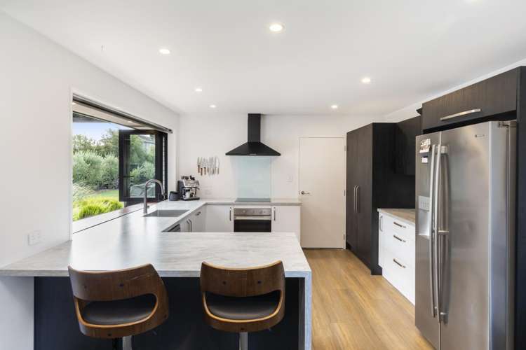 17 Chipping Lane Redwood_9