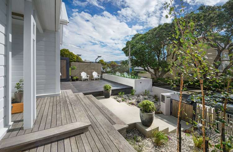 13 Scarborough Terrace Mount Victoria_2