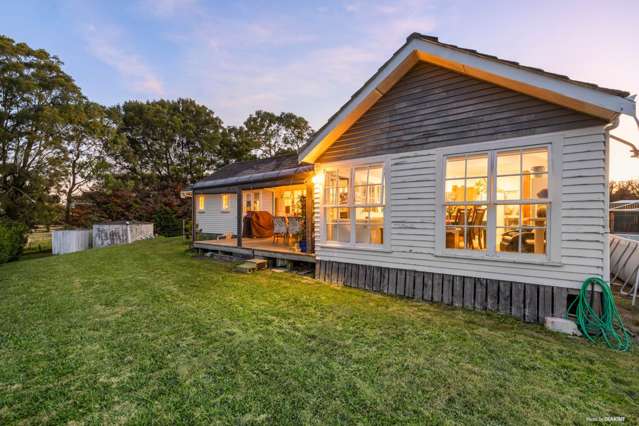 696 Glenbrook Road Kingseat_4