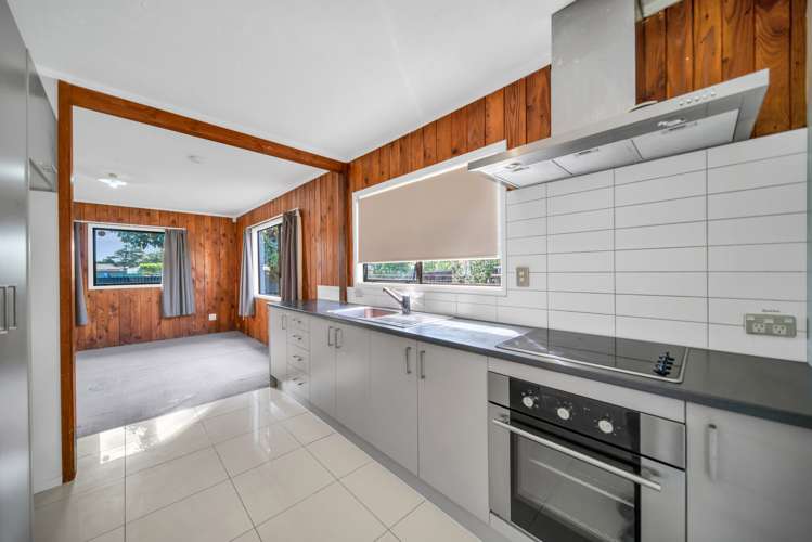 2/45 Sutton Crescent Papakura_7