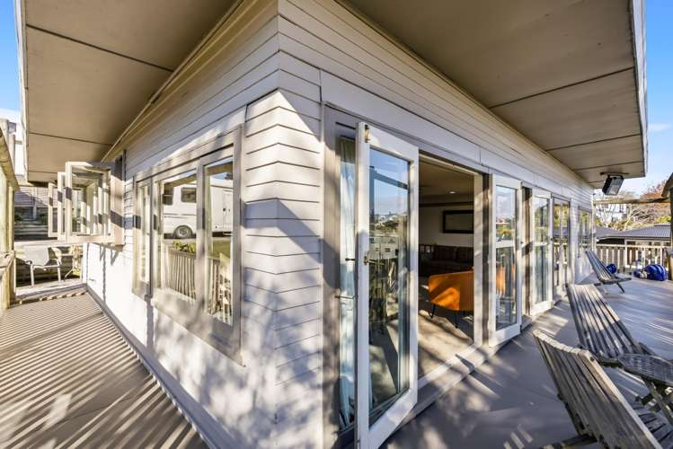 5 Matuku Street Two Mile Bay_16
