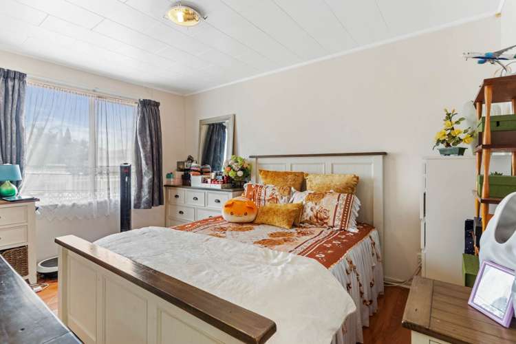 68 Diorella Drive Clover Park_6