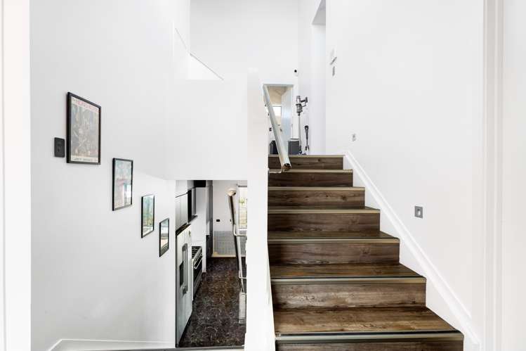 7 Keiha Crescent Massey_9