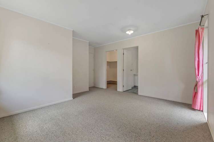 10 Frank Bunce Grove Flat Bush_10