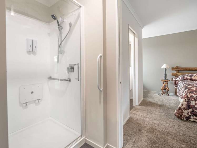 17B Manor Drive Rolleston_17