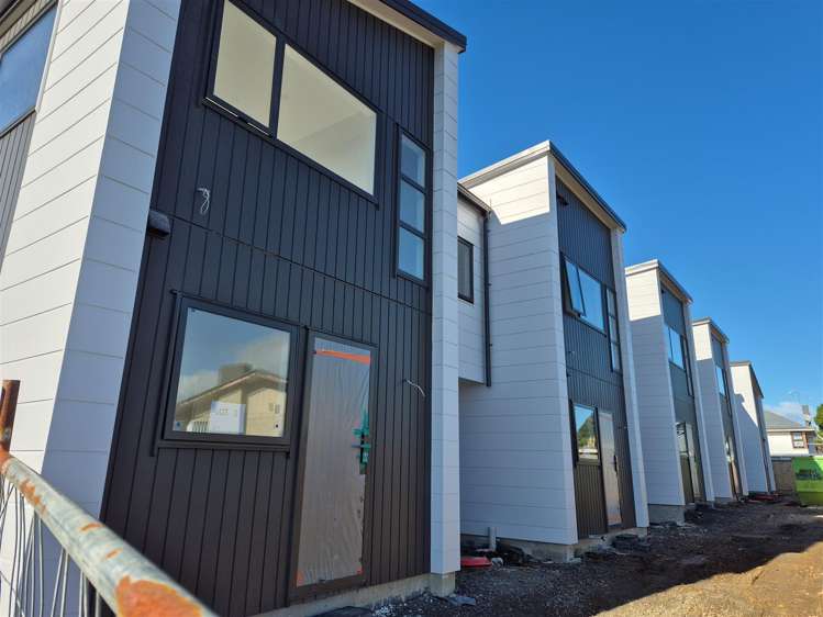 43 Friesian Drive_2