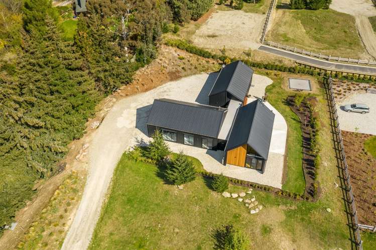 509 Aubrey Road Wanaka_2