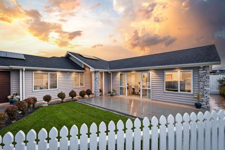 8 Gemscott Crescent_3