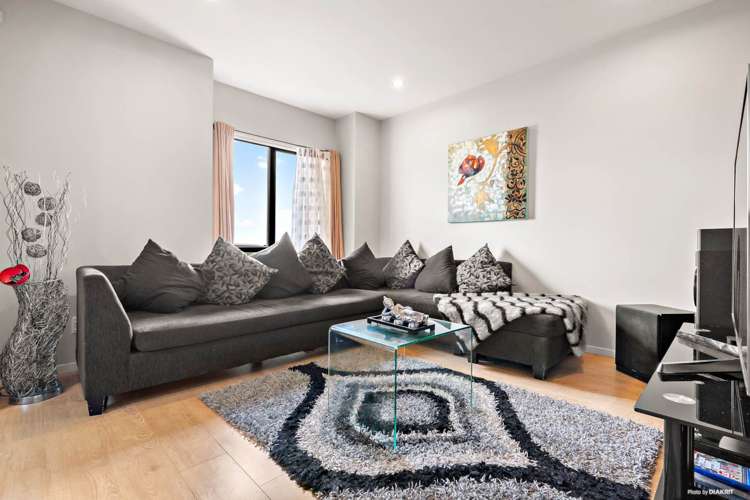 11 Haddington Drive Flat Bush_7