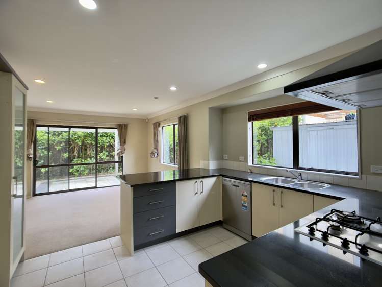 11 Stonebrooke Lane Flat Bush_5