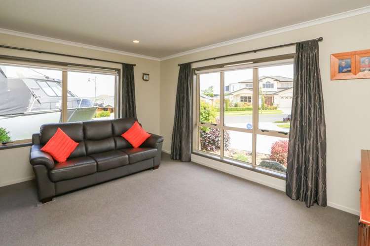 38 Heathfield Avenue Huntington_5