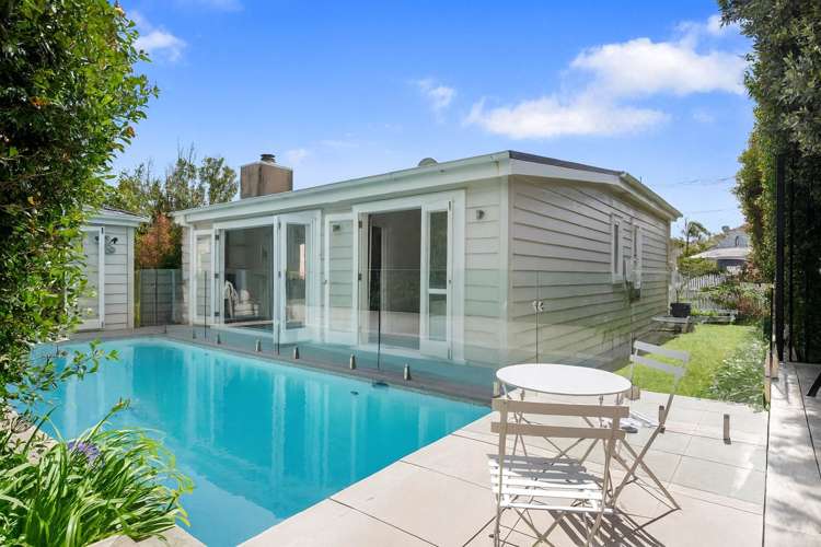 25 Patuone Avenue Devonport_29