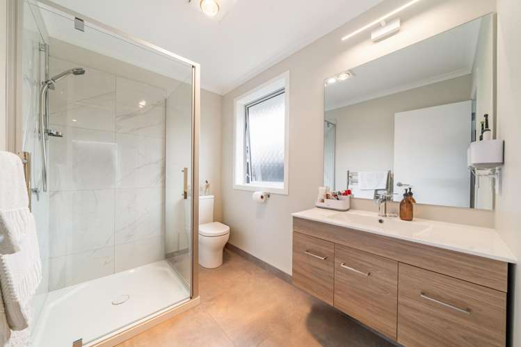 25 Cynisca Crescent Wallaceville_18