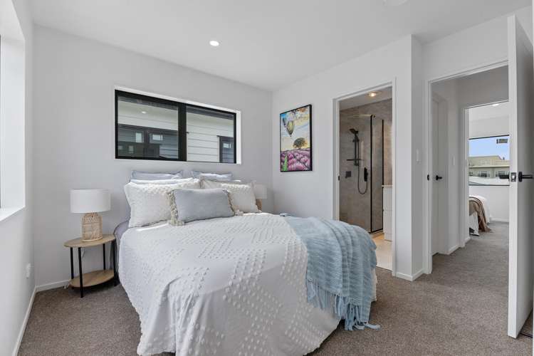 449C Massey Road Mangere East_14