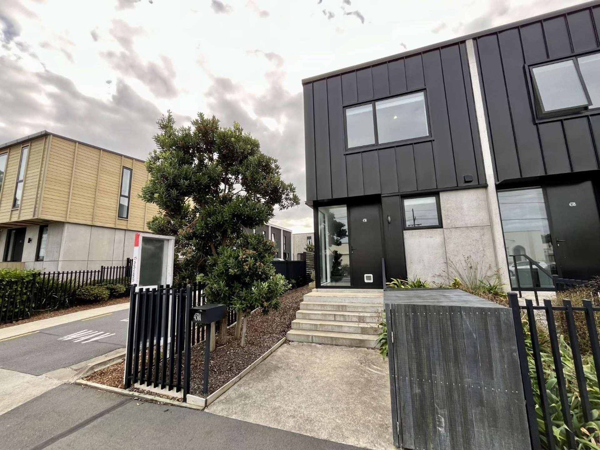  A/431 Jackson Street Petone_0