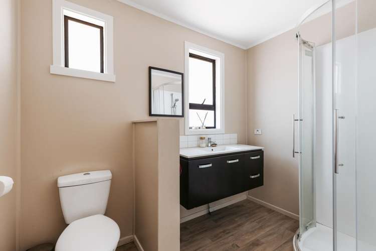 33 Anne Road Bellevue_17