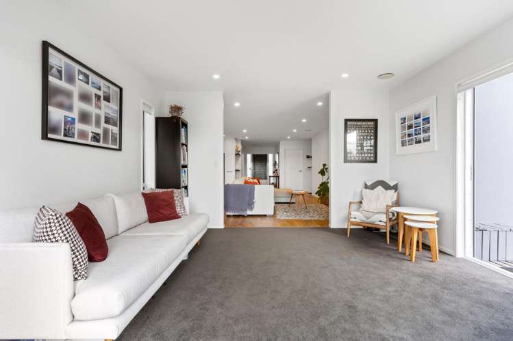 43 Aberdeen Crescent Wattle Downs_14