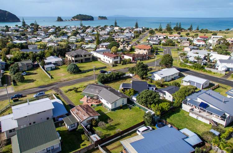 401 Sylvia Road Whangamata_29