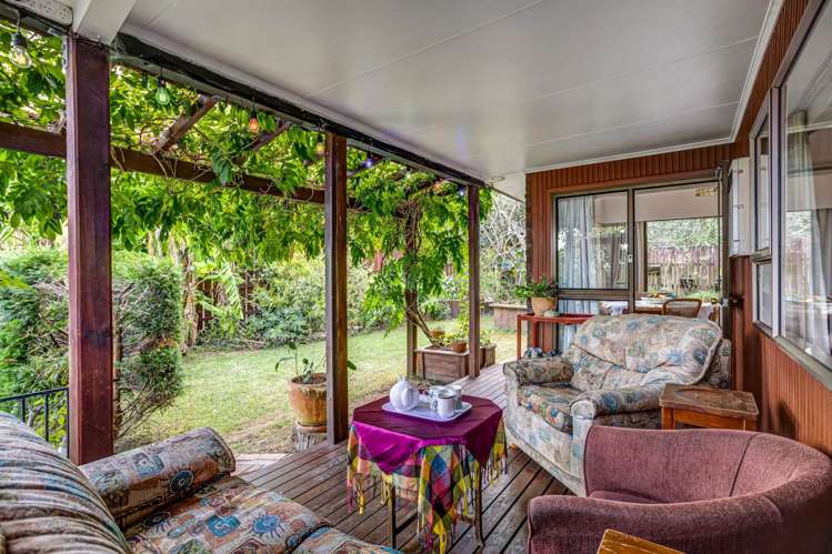 1/30 Ravenwood Drive Forrest Hill_1