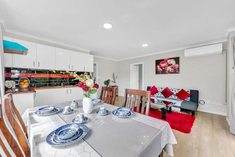 1/39 Hedge Row Sunnyhills_12