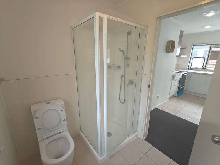 16A Rotoiti Avenue Pakuranga Heights_10