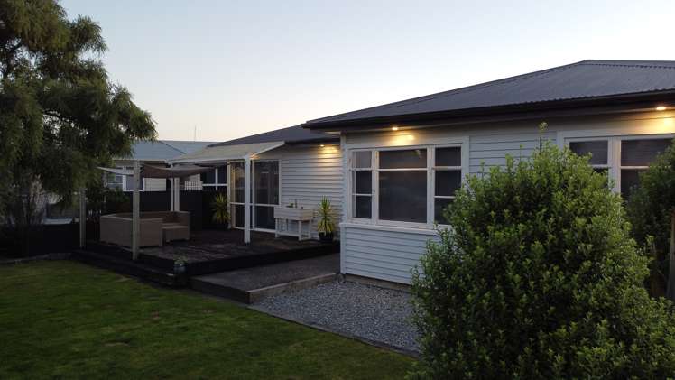 173 Stafford Street Hokitika_15