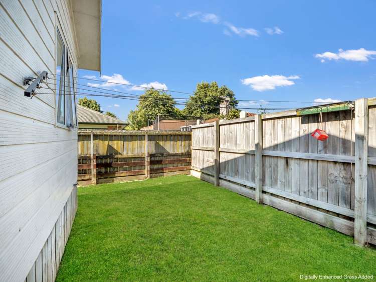 39 May Street Hamilton East_27