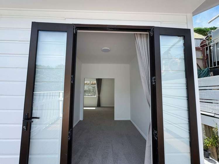 98 Eden Street Island Bay_5