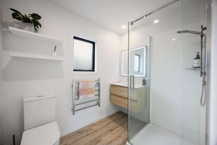 85b Rosario Crescent Red Beach_9