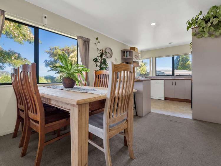 14 Bronte Place Owhata_2