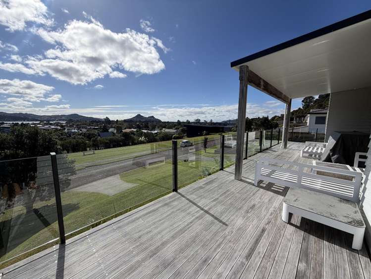 24 Panorama Parade Pauanui_9