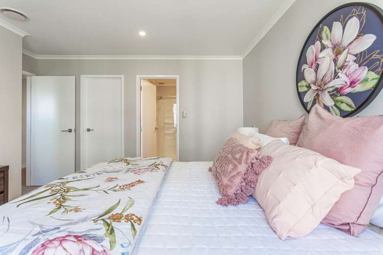 74 Squadron Drive Hobsonville_10