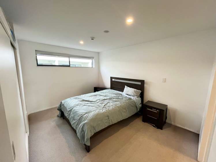 60/8 Thompson Park Road Mt Wellington_6