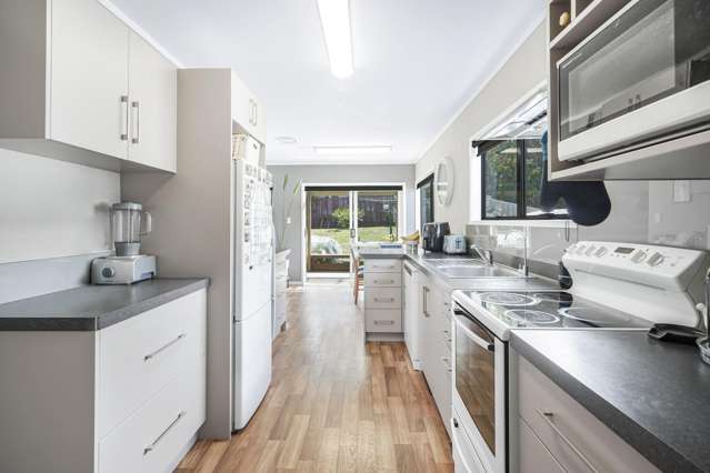 2 Birch Hill Place Dinsdale_1