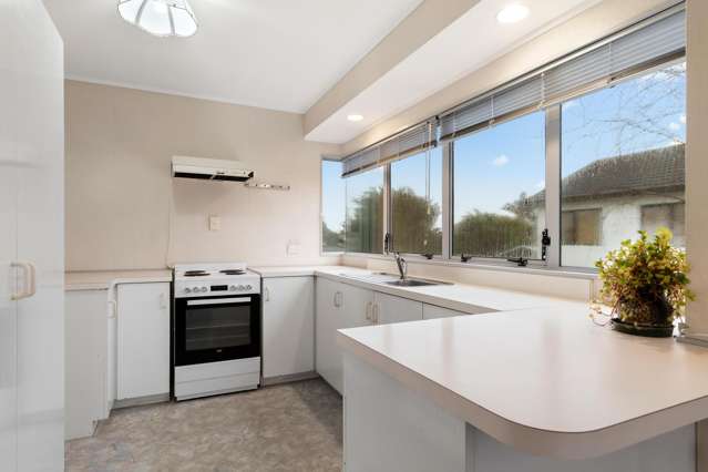 53 Edgewater Parade Waiuku_1