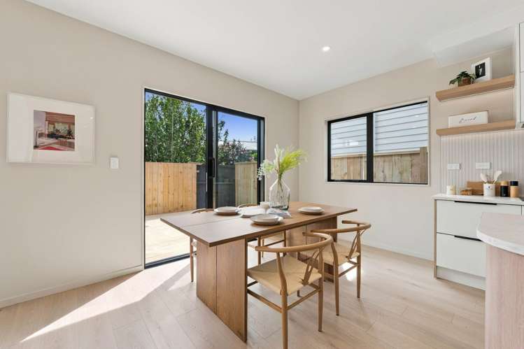 62 Merton Road St Johns_8